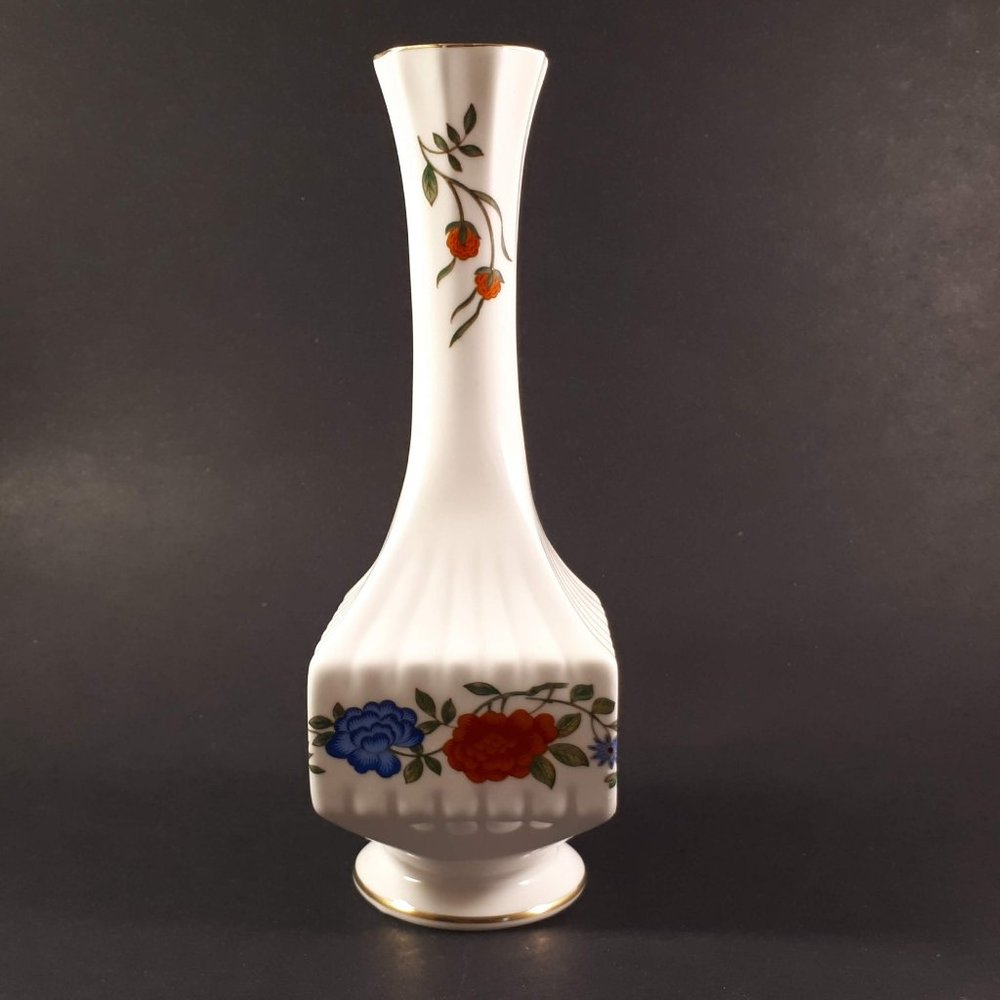 Rare Aynsley bone china floral square bodied bud Vase Famille Rose